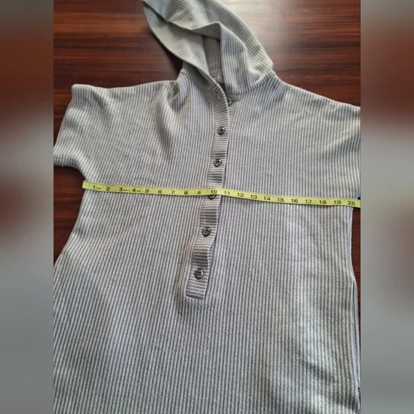 Vintage KIMBERLY Virgin Wool Tunic, Dress, House Coat - Picture 5 of 9